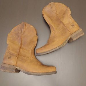 Ariat Women's Rambler 9 Inch Western Cowboy Boots